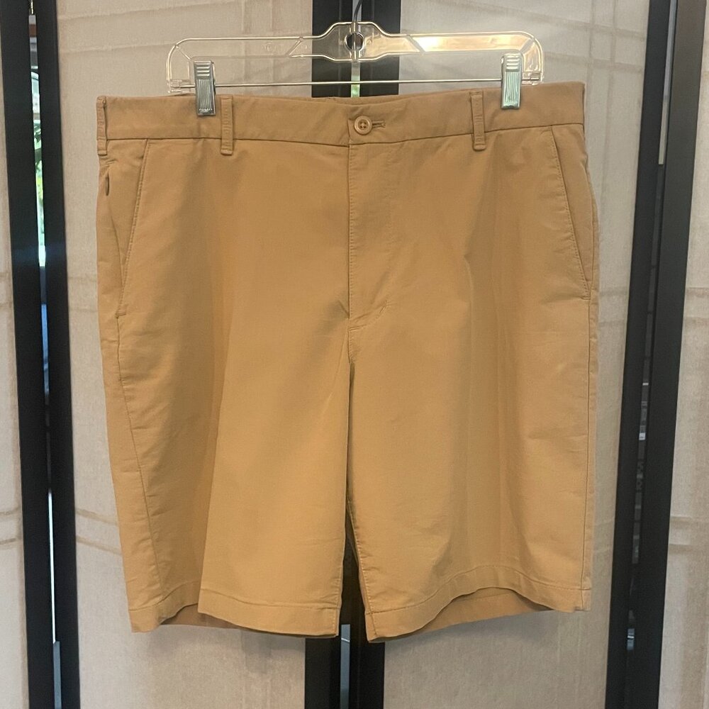 Men's Izod Relaxed Fit Shorts 36" x 9.5"